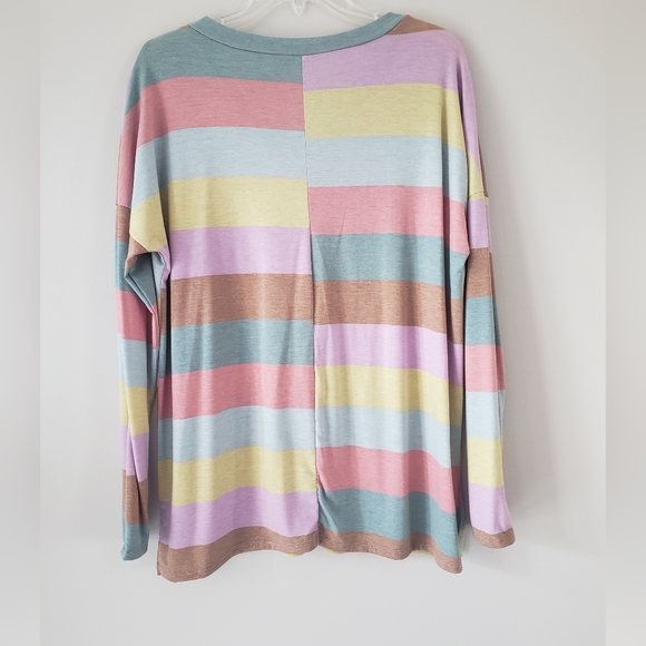 NWT Sew In Love Multi-Colored Striped Top - Size Large - Picture 4 of 4